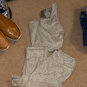 Green Marbled Gym Shark Workout 2 Piece Set